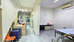 Mayflower Shopping & Food Centre (D20), Shop House #459079571